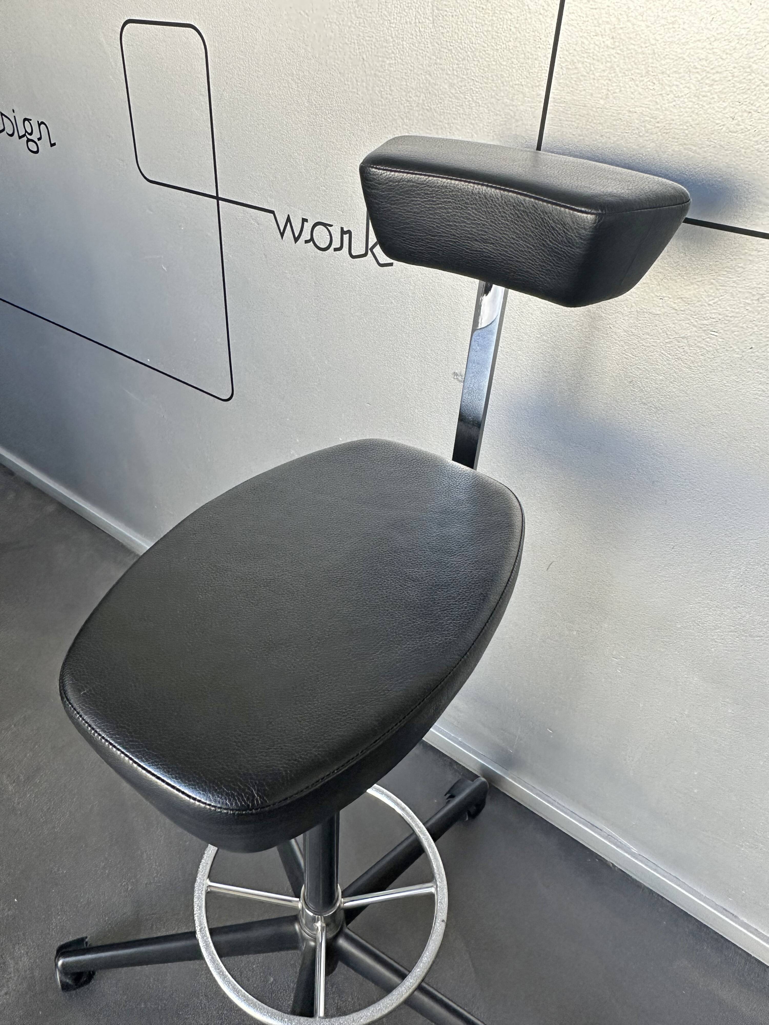 High stool "Nelson Perch Stool" – George Nelson for Vitra