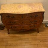 Commode style Louis XV