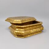 1970s Exquisited Handcrafted Smoking Set in Ceramic and Gold Leaf. Made in