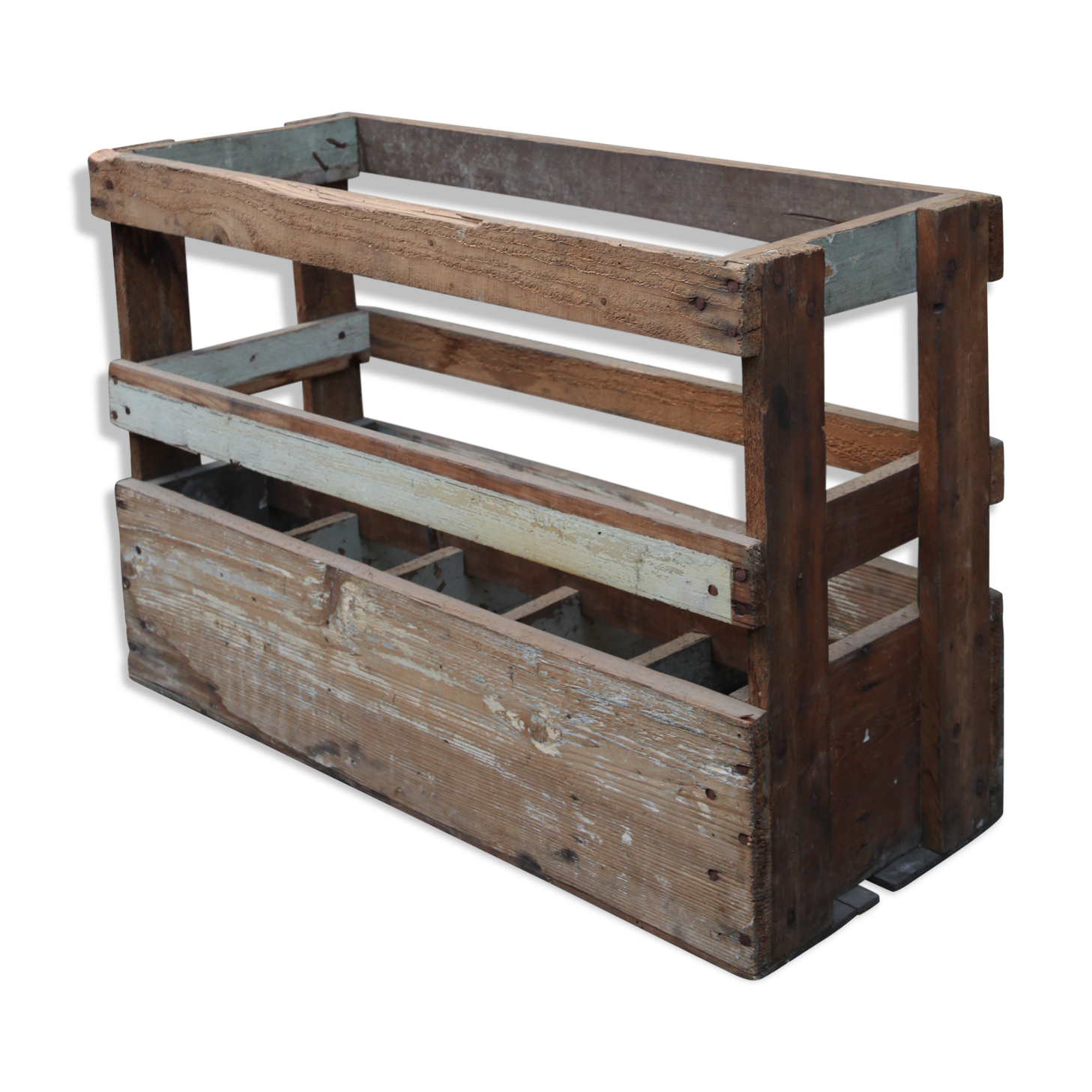 Wooden bottle storage