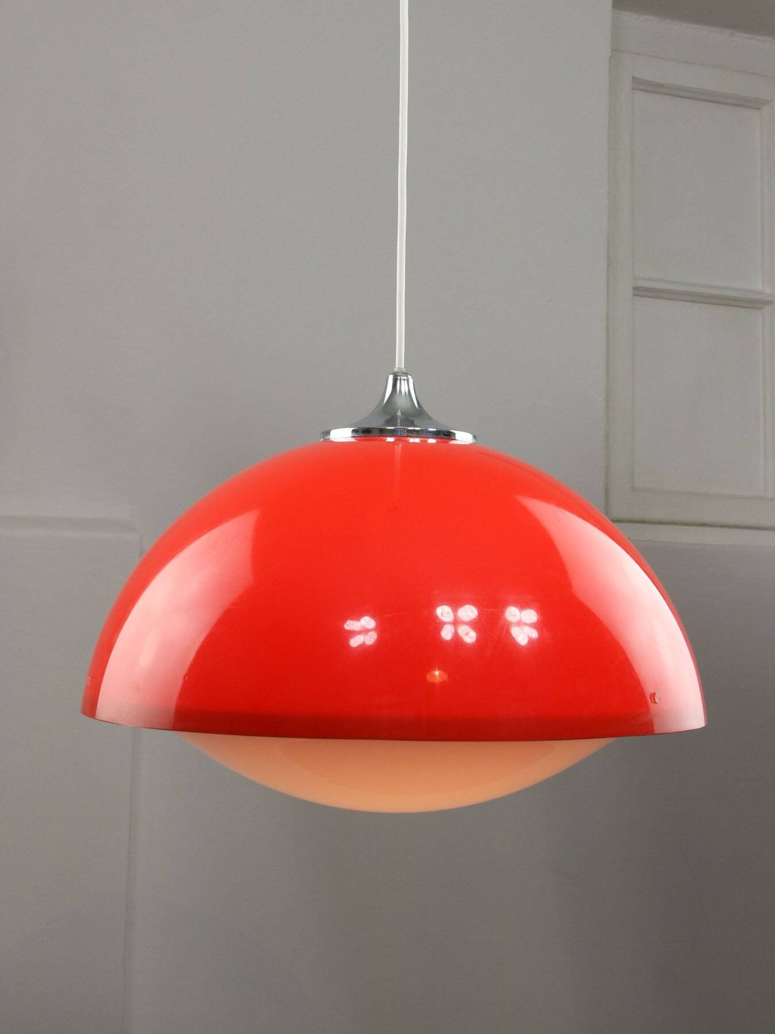 Italian Space Age Pendant in Plexiglass and Chrome, 1970s