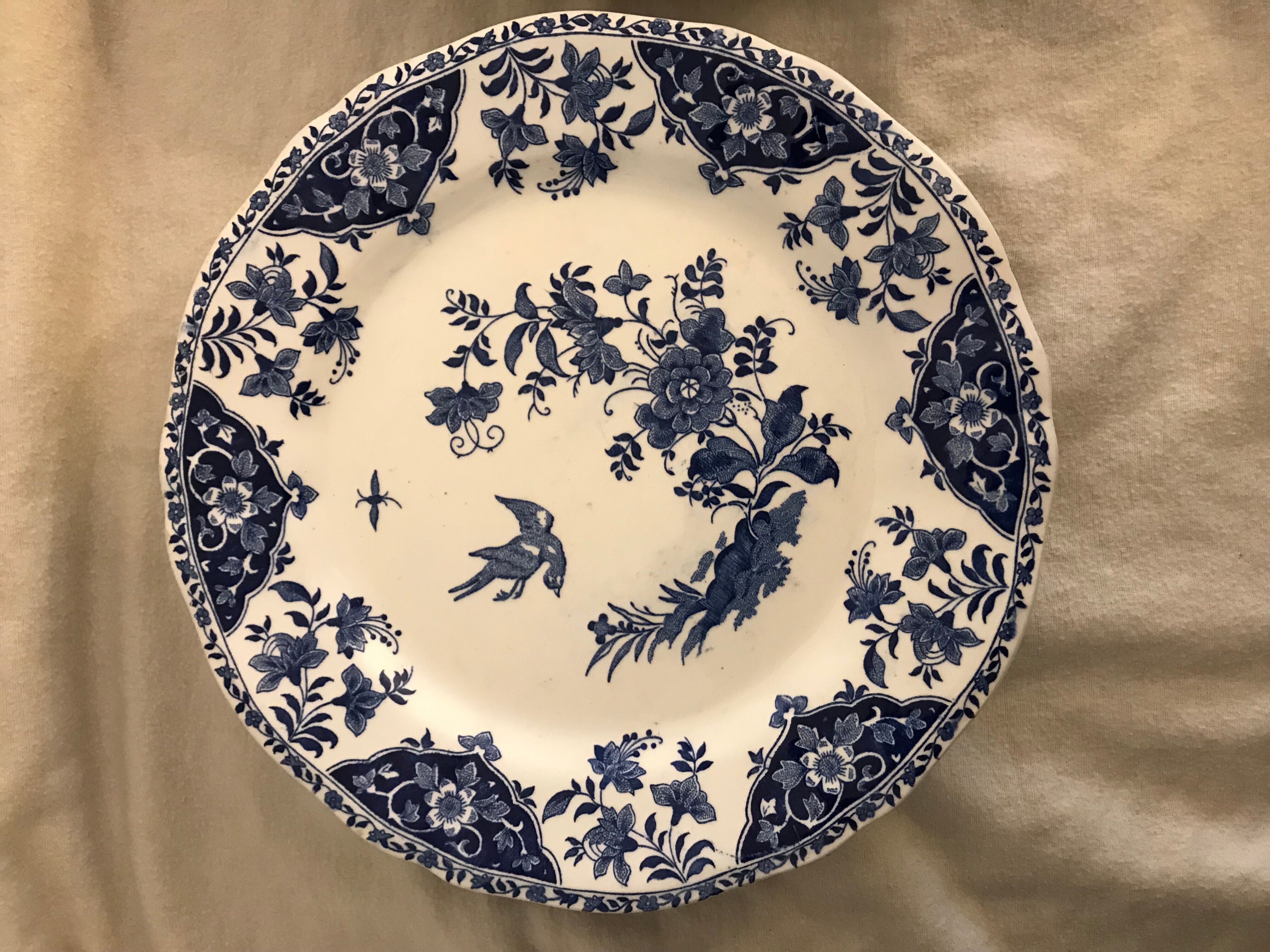 Lot of 5 flat plates and 5 plates Gien 1960, blue and white hollow
