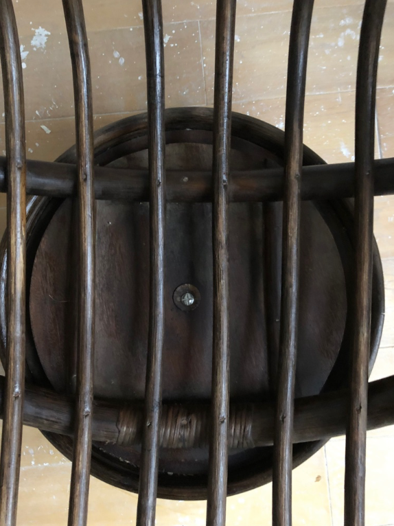 Lot of two rotating rattan chairs