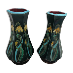 Paire de vases d'Orchies à décors