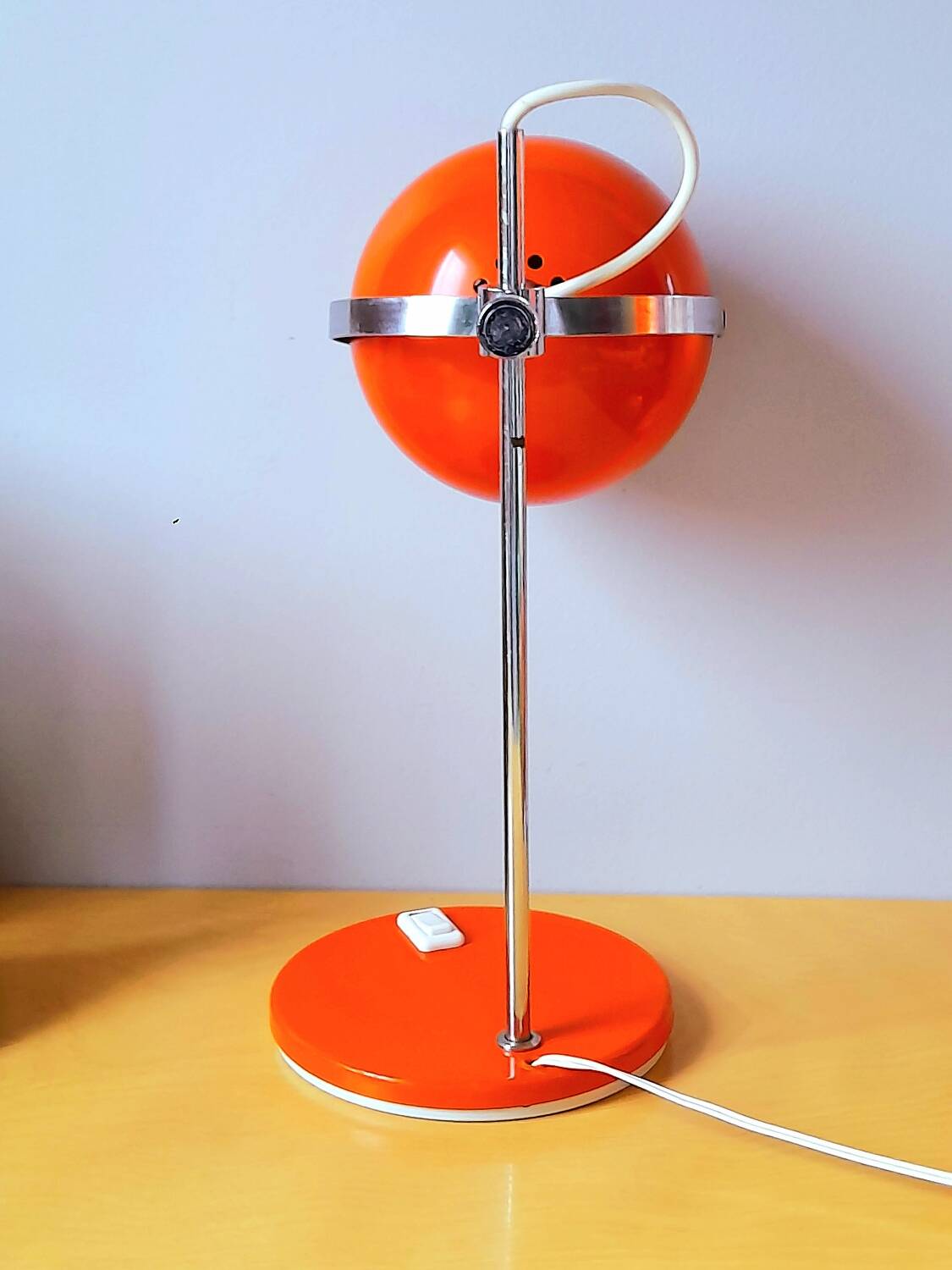 Eyeball lamp, space age 70s