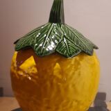 Lemon-shaped ceramic candy