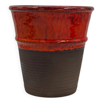 Vintage studio ceramic vase, dripping red glaze, signed "Pot Aardig"