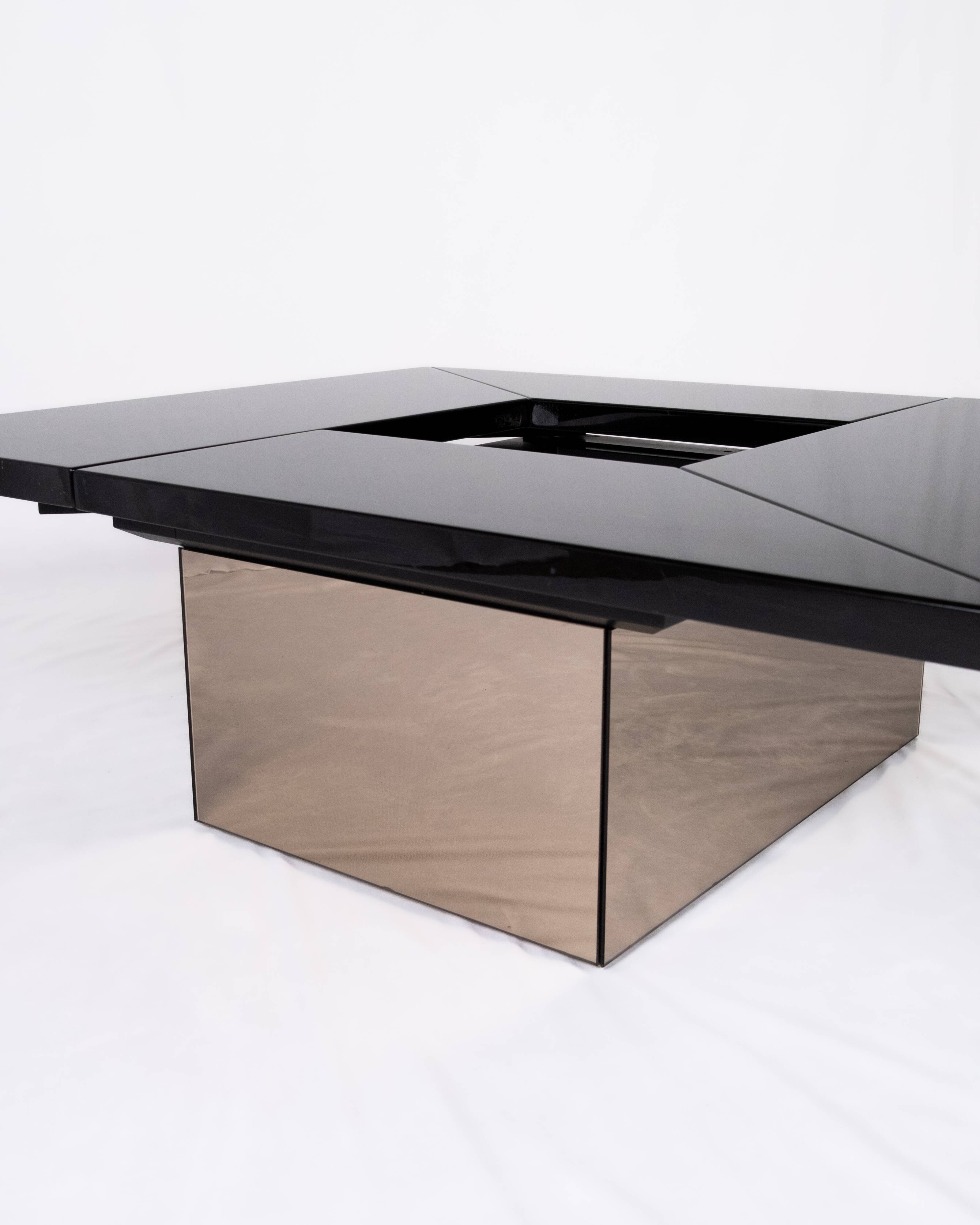 Table basse bar laquée Paul Michel pour Roche Bobois, France, 1980s