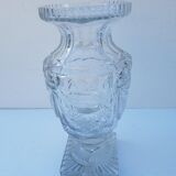 Vase cristal taillé forme Médicis