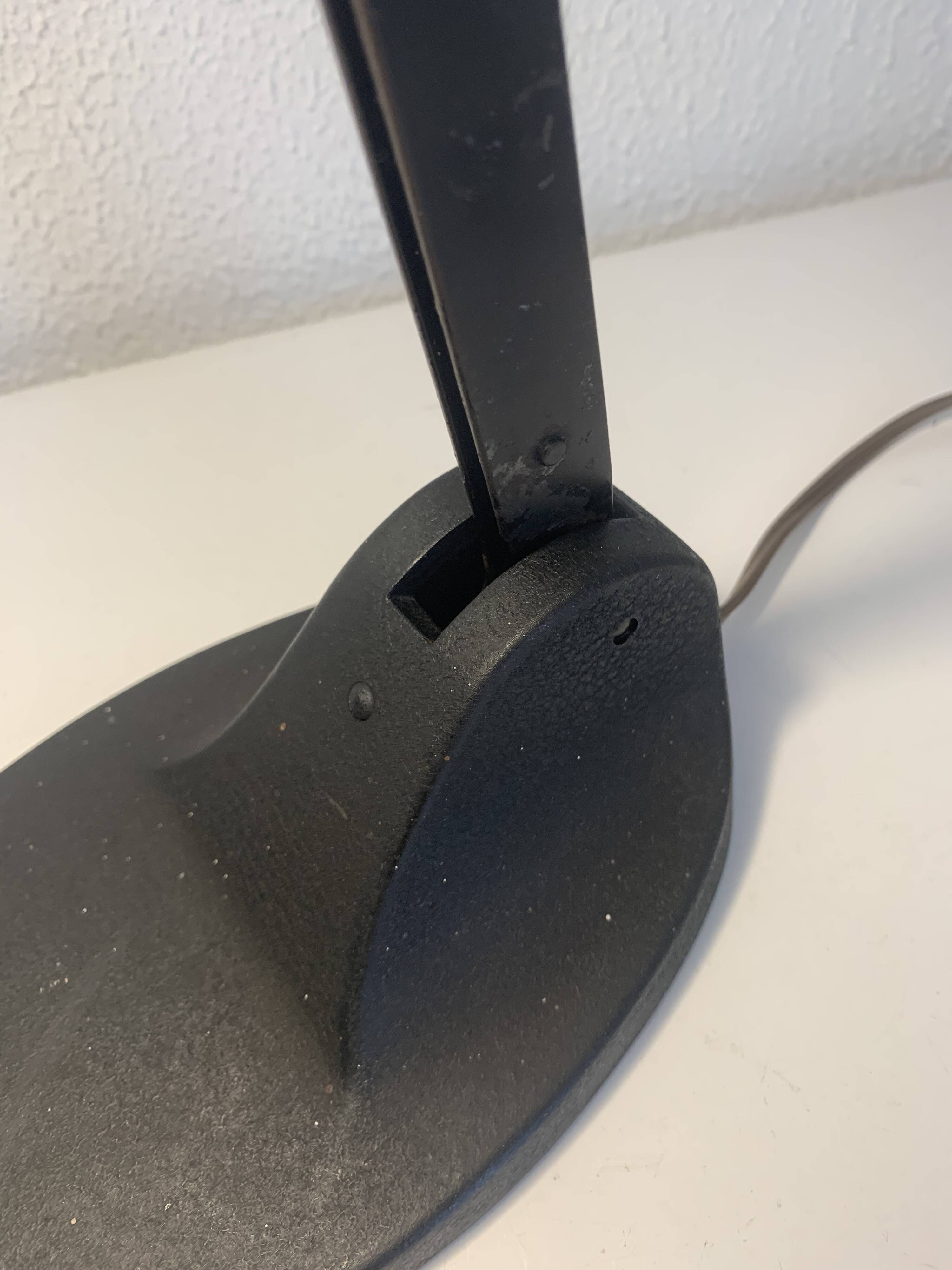 Vintage 1930 Viktoria enamelled cast iron Bauhaus lamp - 40 cm