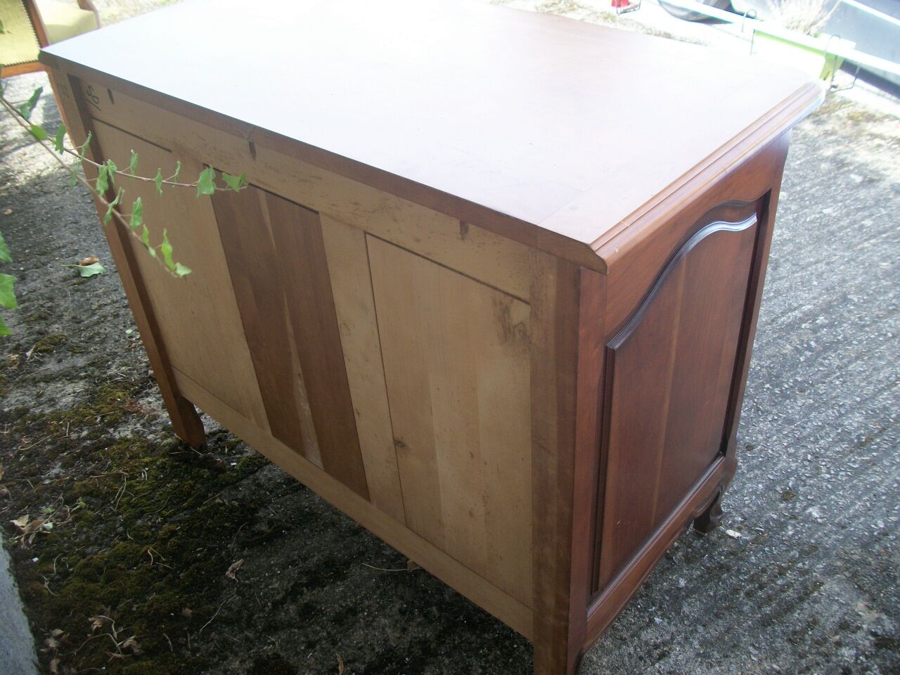 Chest of drawers style Louis XV