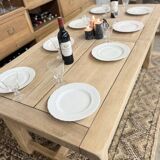 Solid oak farmhouse table with 2 central extensions