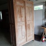 Vintage Parisian wardrobe