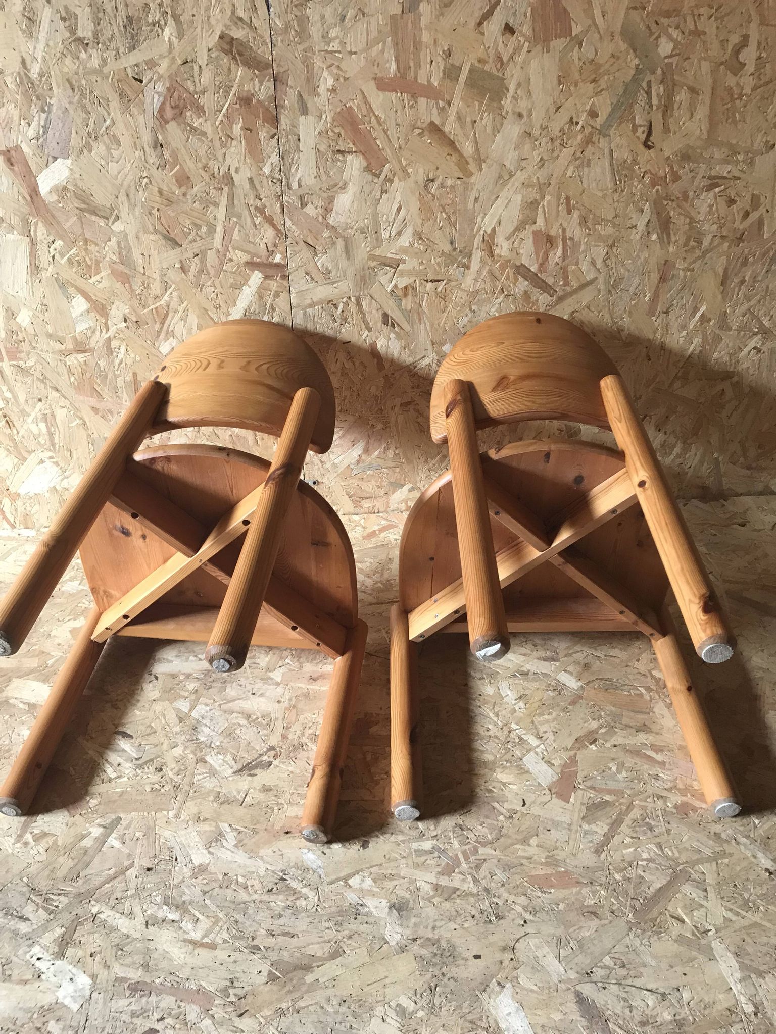 Pair of solid pine chairs by Rainer Daumiller, Germany 1960