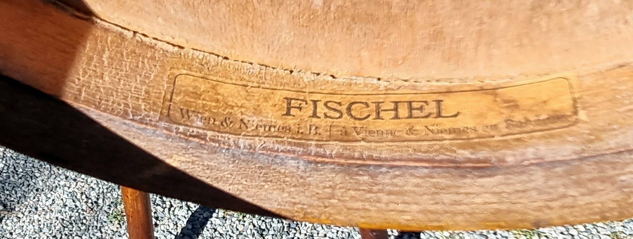 6 Thonet Fischel bistro chairs and others in curved wood from the early 20th century