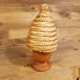 Coquetier en bois et cache-oeuf en paille