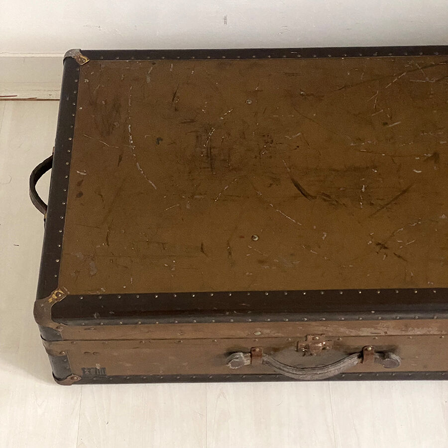 Vintage dressing trunk 30's