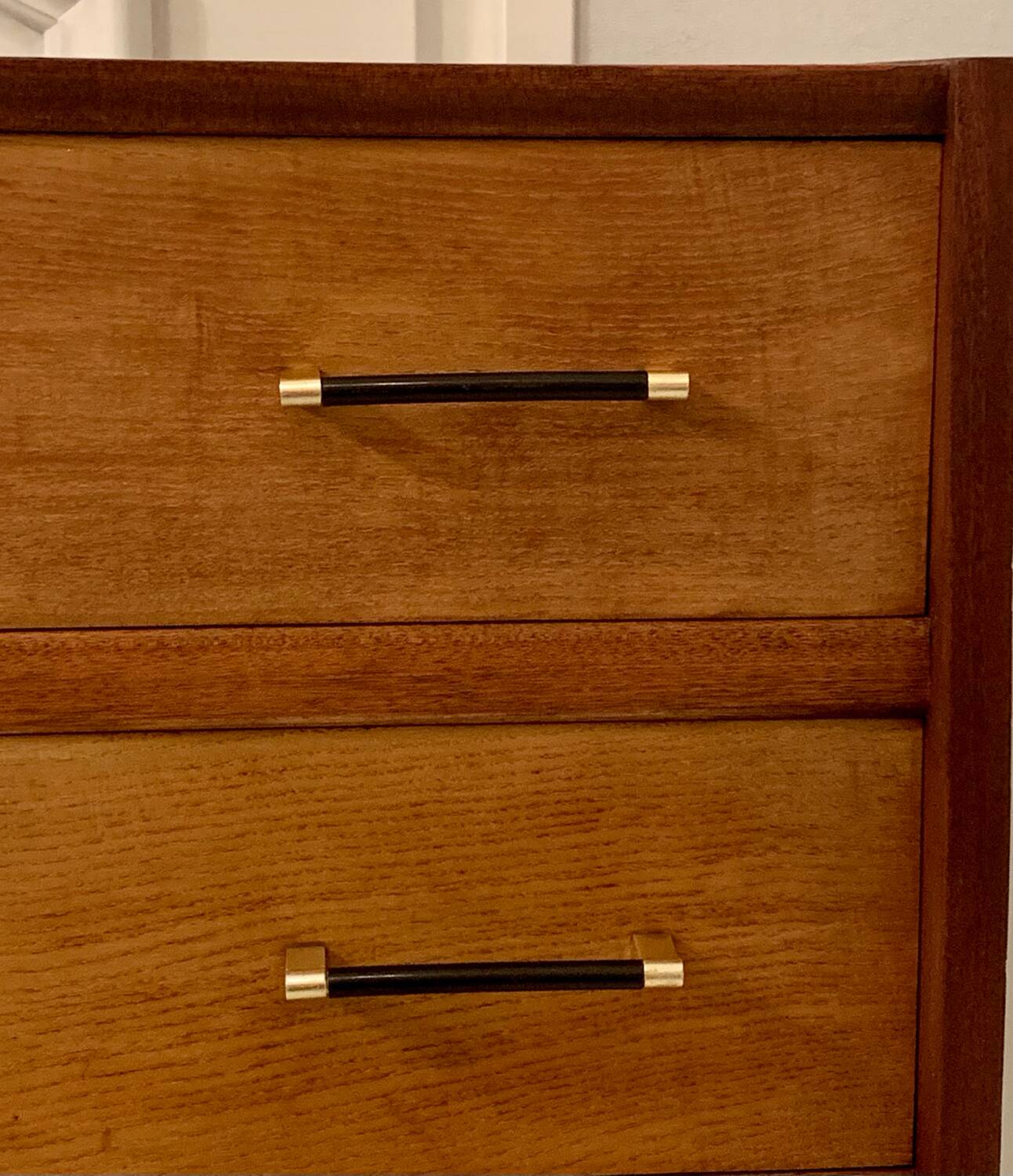 Commode vintage pieds compas