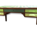 Bureau ancien motif géométrique