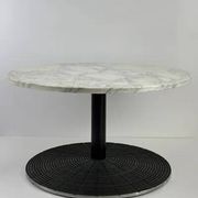 Tecno Varedo Coffee Table White Veined Marble Black Lacquered Metal Grid Base 1980s Italian Design Collector's Item