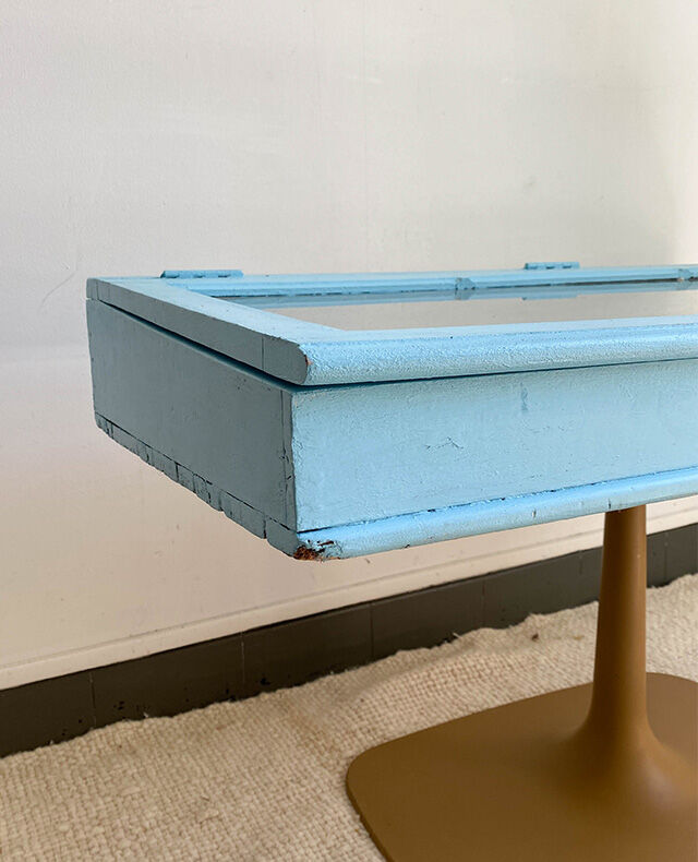 Showcase to be placed jeweler