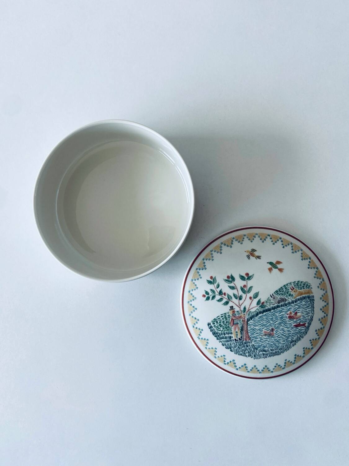 Villeroy and Boch candy box