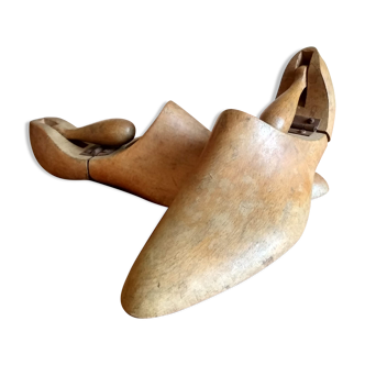 Pair of wooden shoe trees