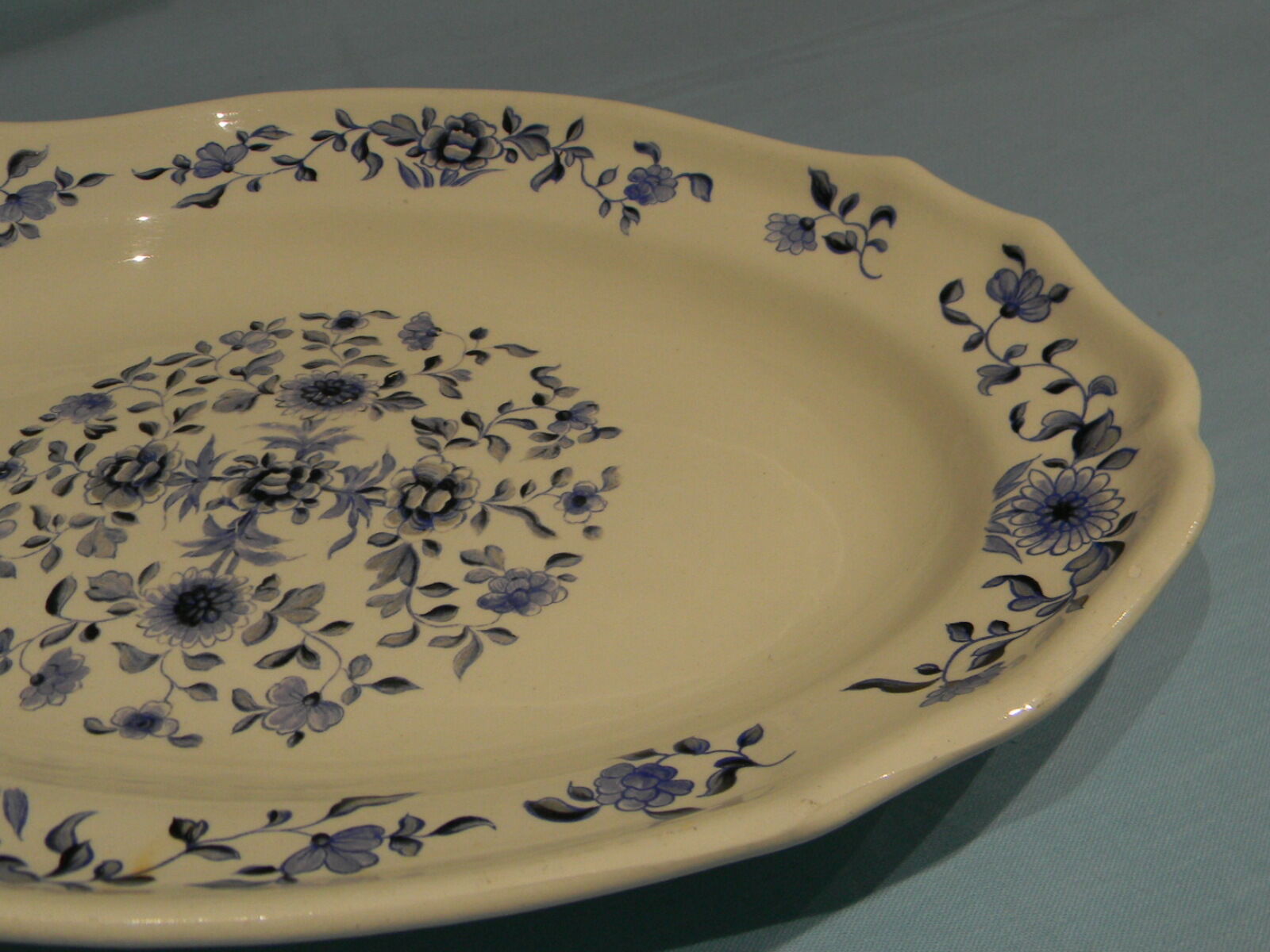 Oval earthenware dish of saint Amand