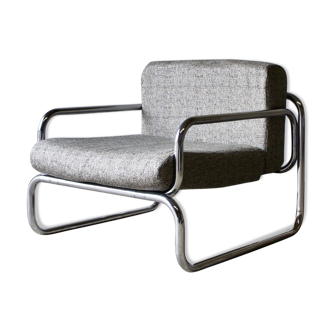1970's t2 lounge chair by Rodney Kinsman for Omk
