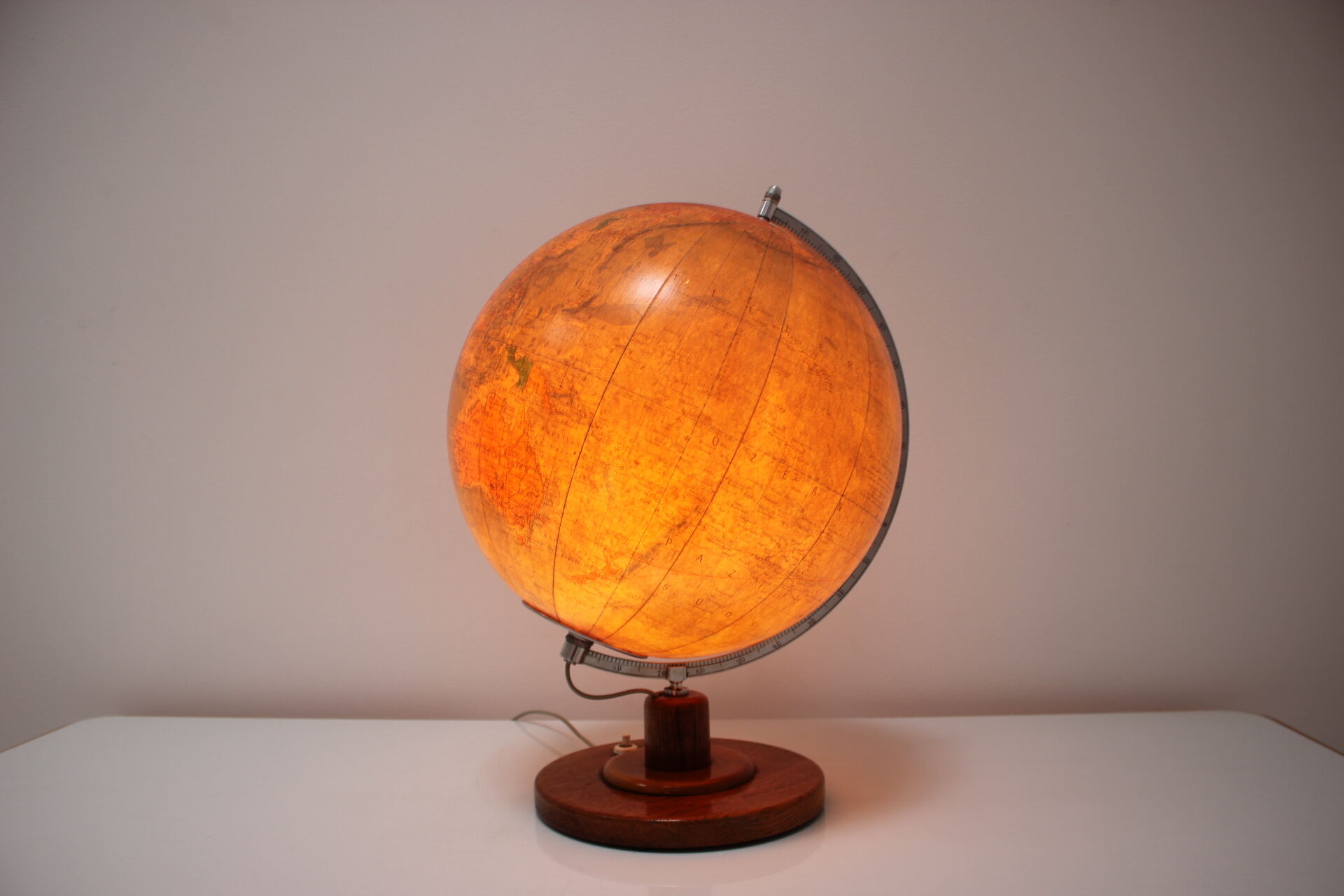 Mid-Century Light Glass Globe With Wooden Base by Paul Rath, 1950s