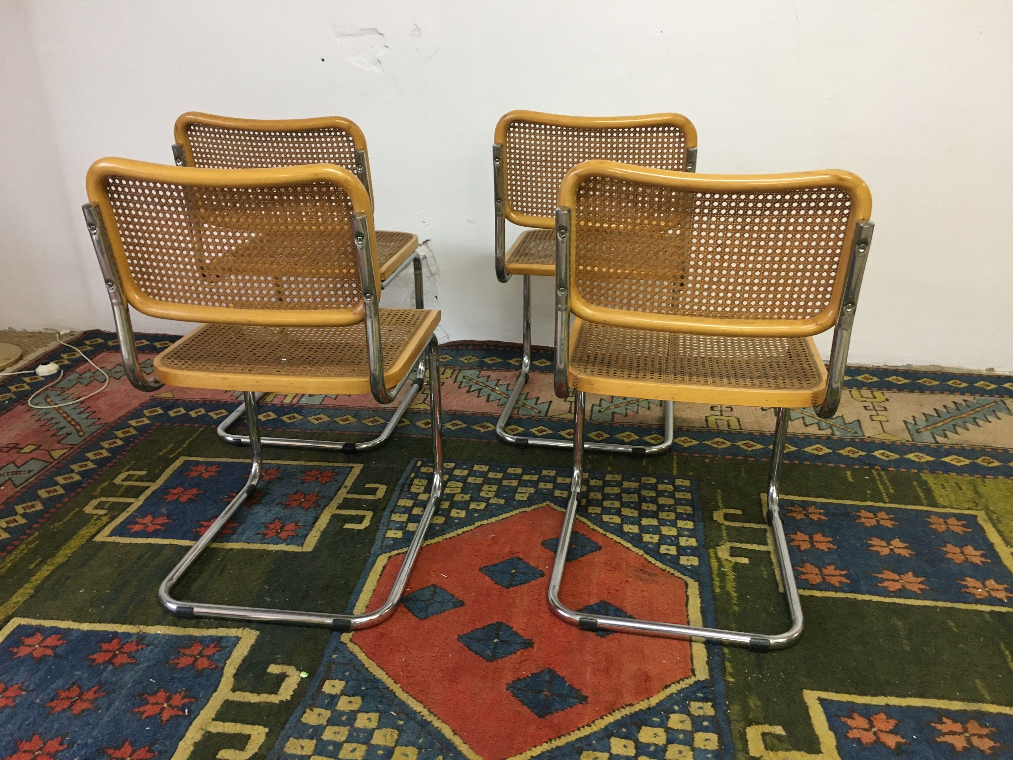 Lot de 4 chaises Cesca B32 de Marcel Breuer
