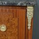 Commode sauteuse en marqueterie, style Louis XVI – milieu XXe