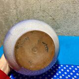 Vase boule bleu signé Khoury