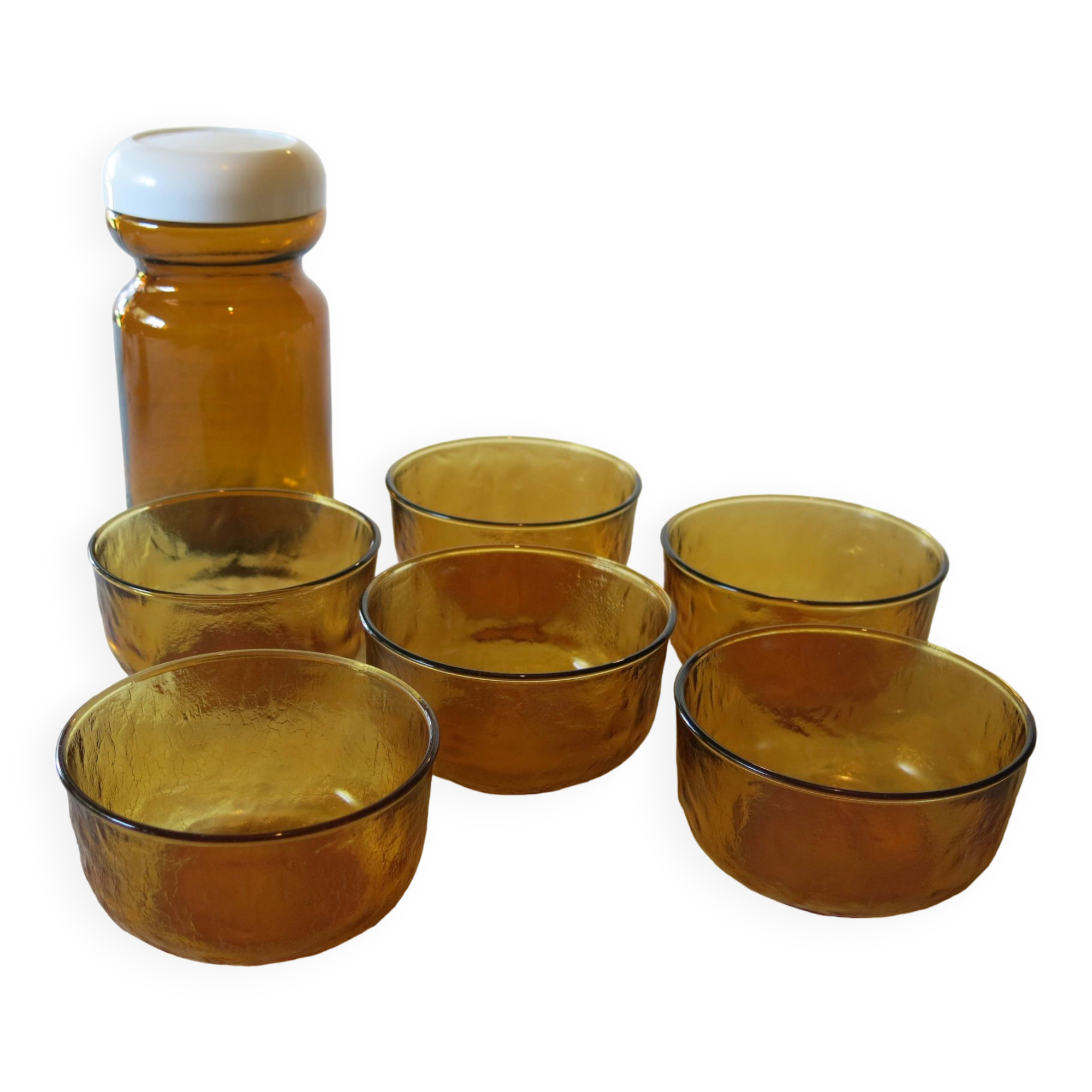 6 bols en verre opaque jaune de chez Lever en très bon état.