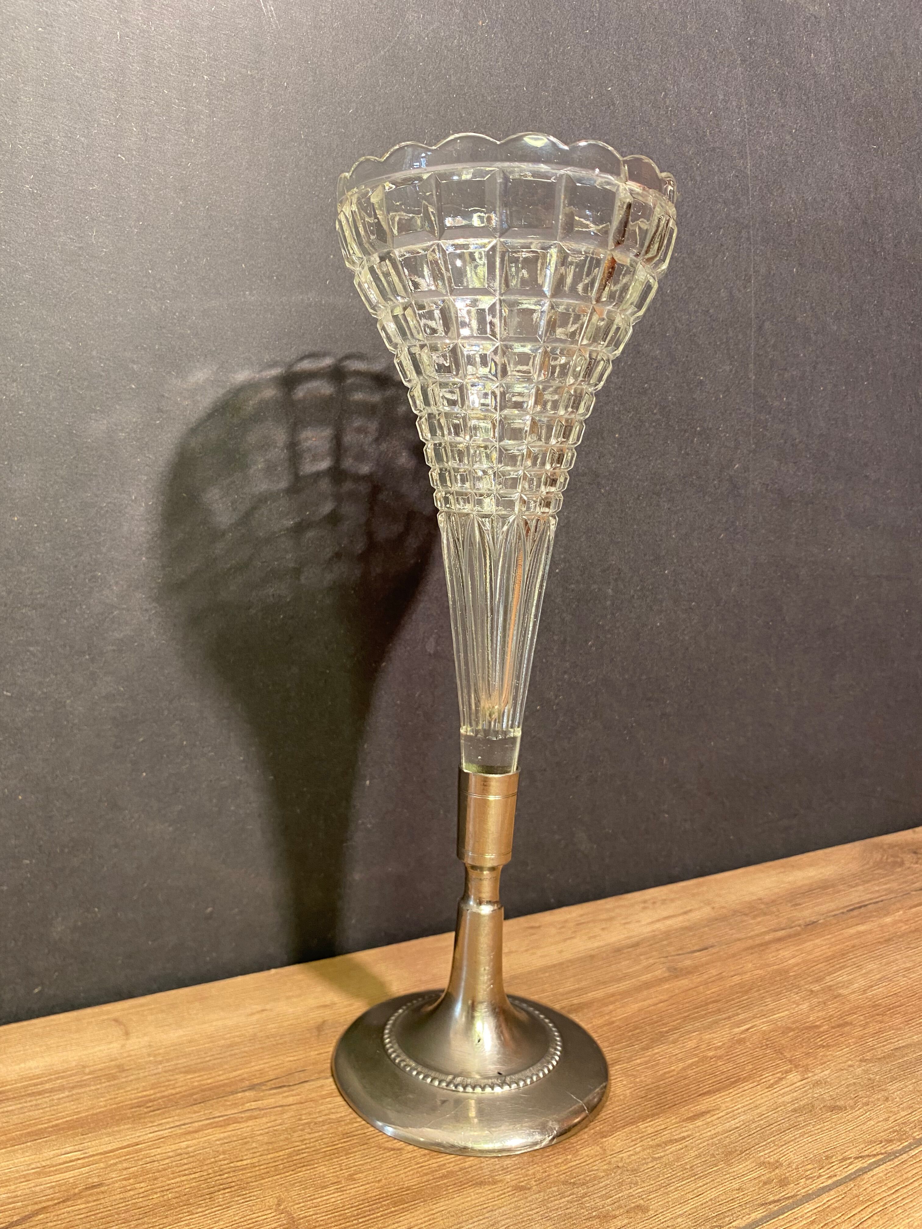 Cone vase, cut crystal bouquet (most certainly baccarat, saint louis ...)