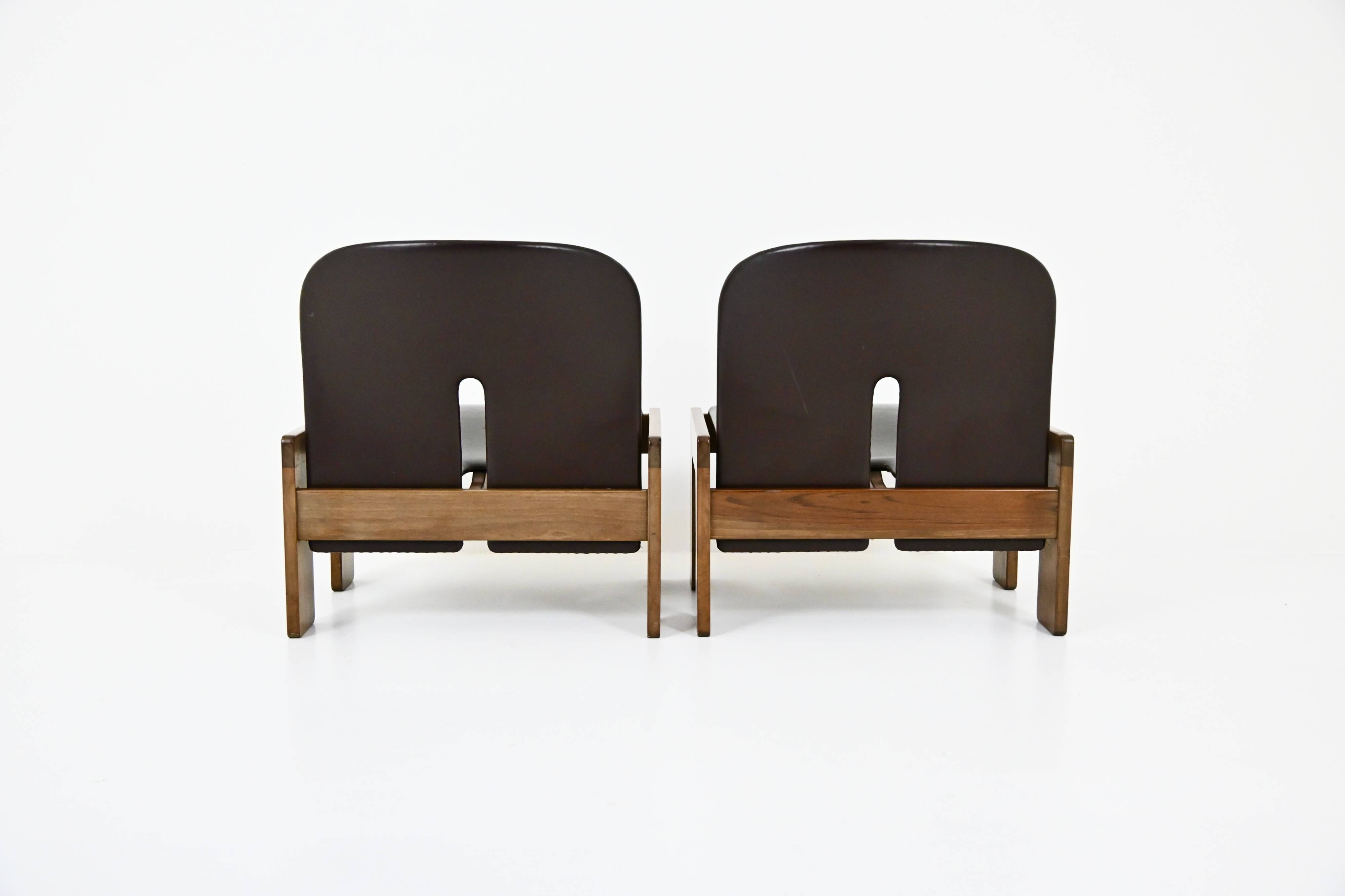 Set of 2 model 925 lounge chairs by Afra & Tobia Scarpa for Cass