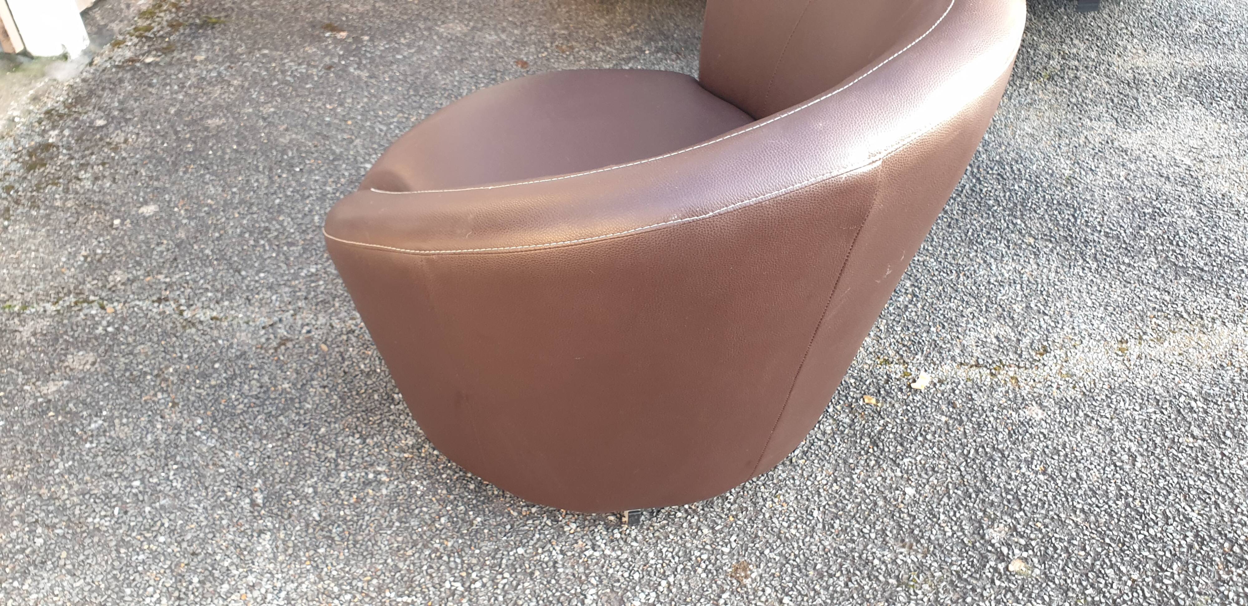 Rotating living room design armchair