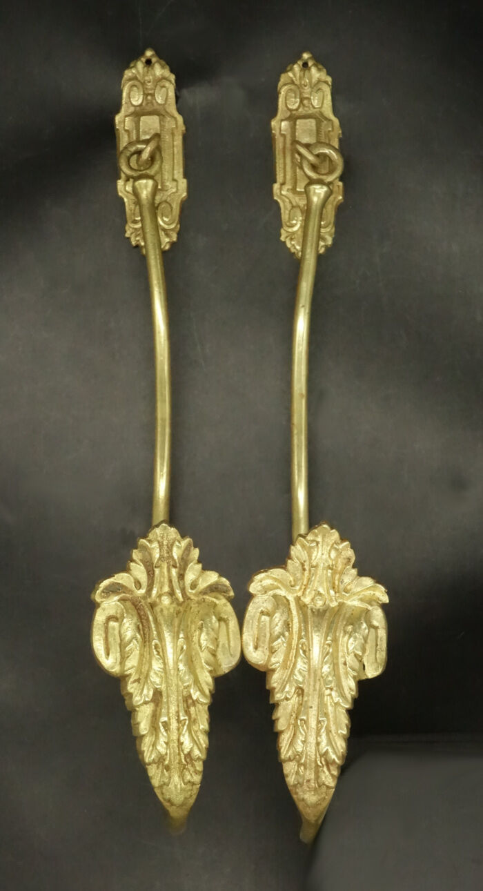 Pair of embrasses Louis XV style of the nineteenth