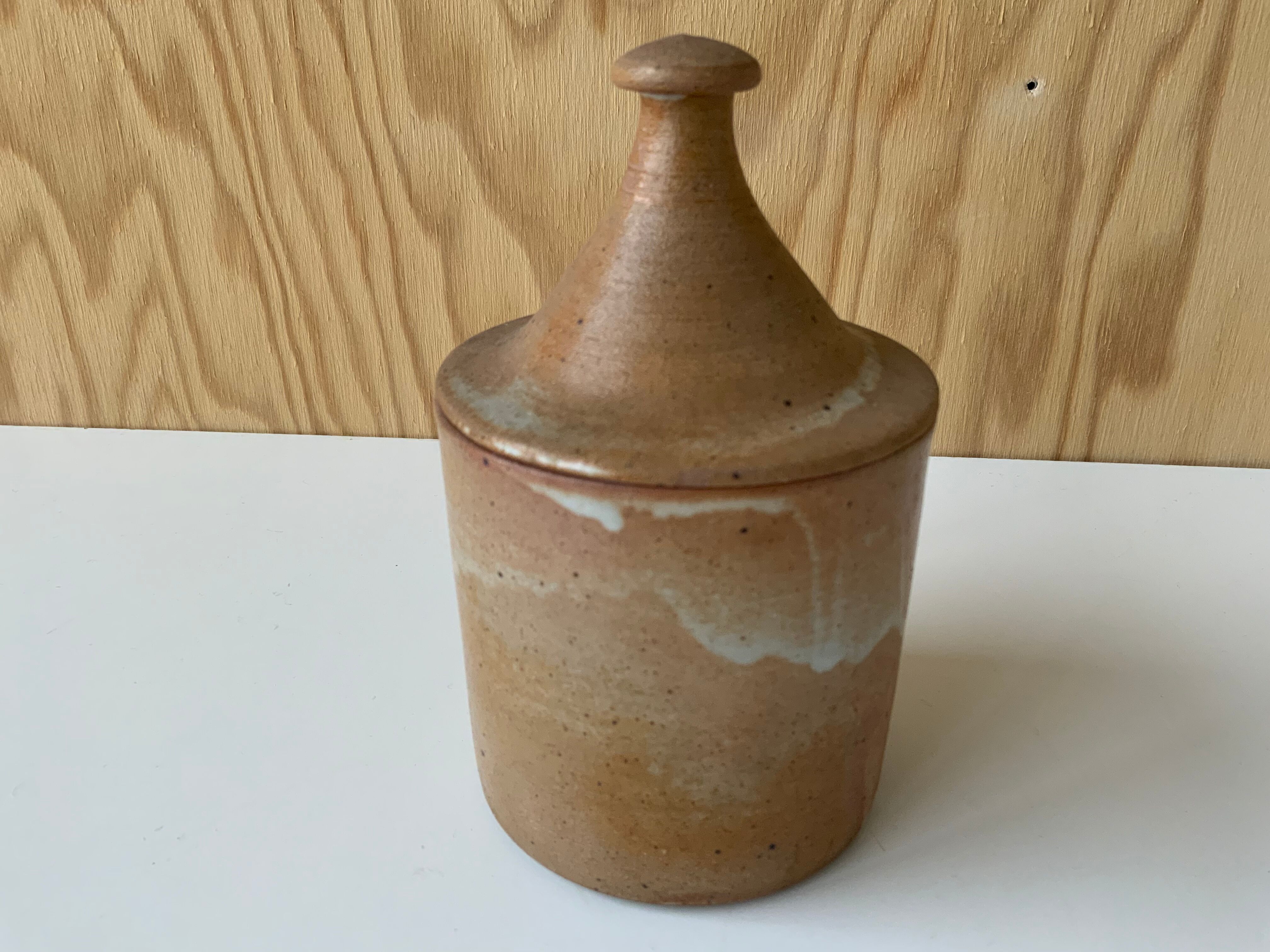 Sandstone pot