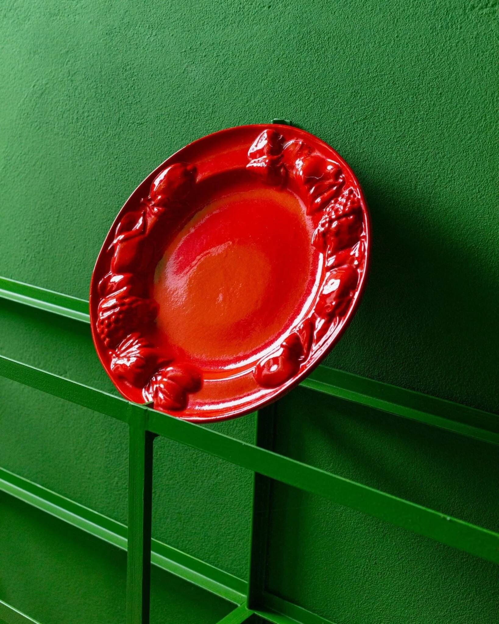 Vintage ceramic fruit dish - red enamel - relief of fruits - Mid-Century design - Italy 1980s
