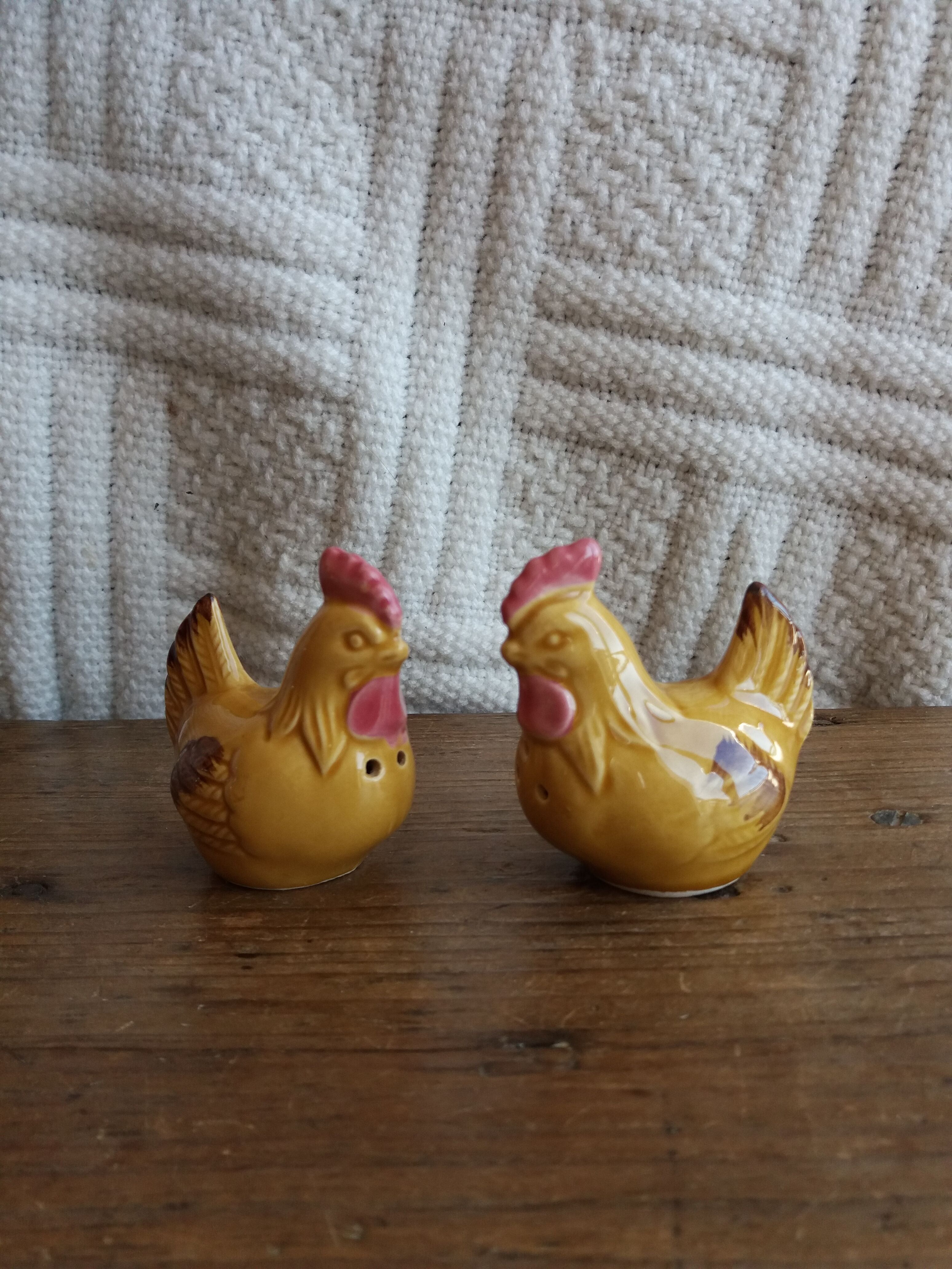 Salière poivrier zoomorphes poule barbotine