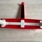 Robinet vintage rouge