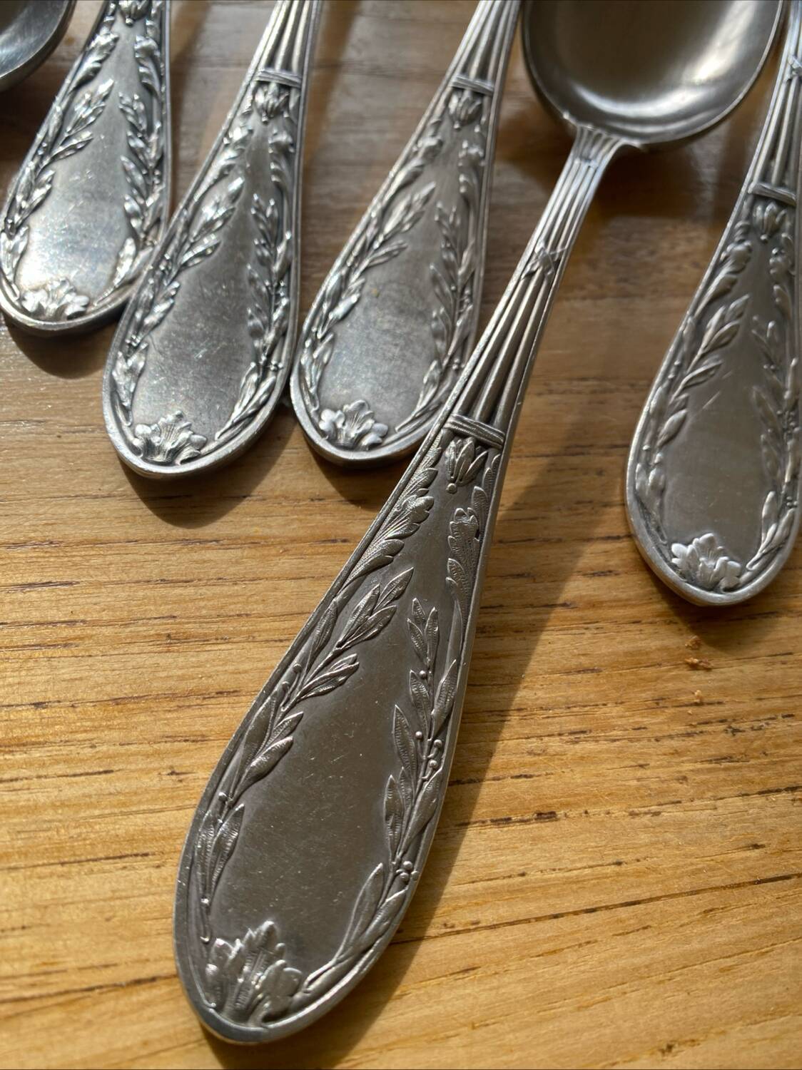 13 Apollo spoons - Silver 84g - St. Louis XVI