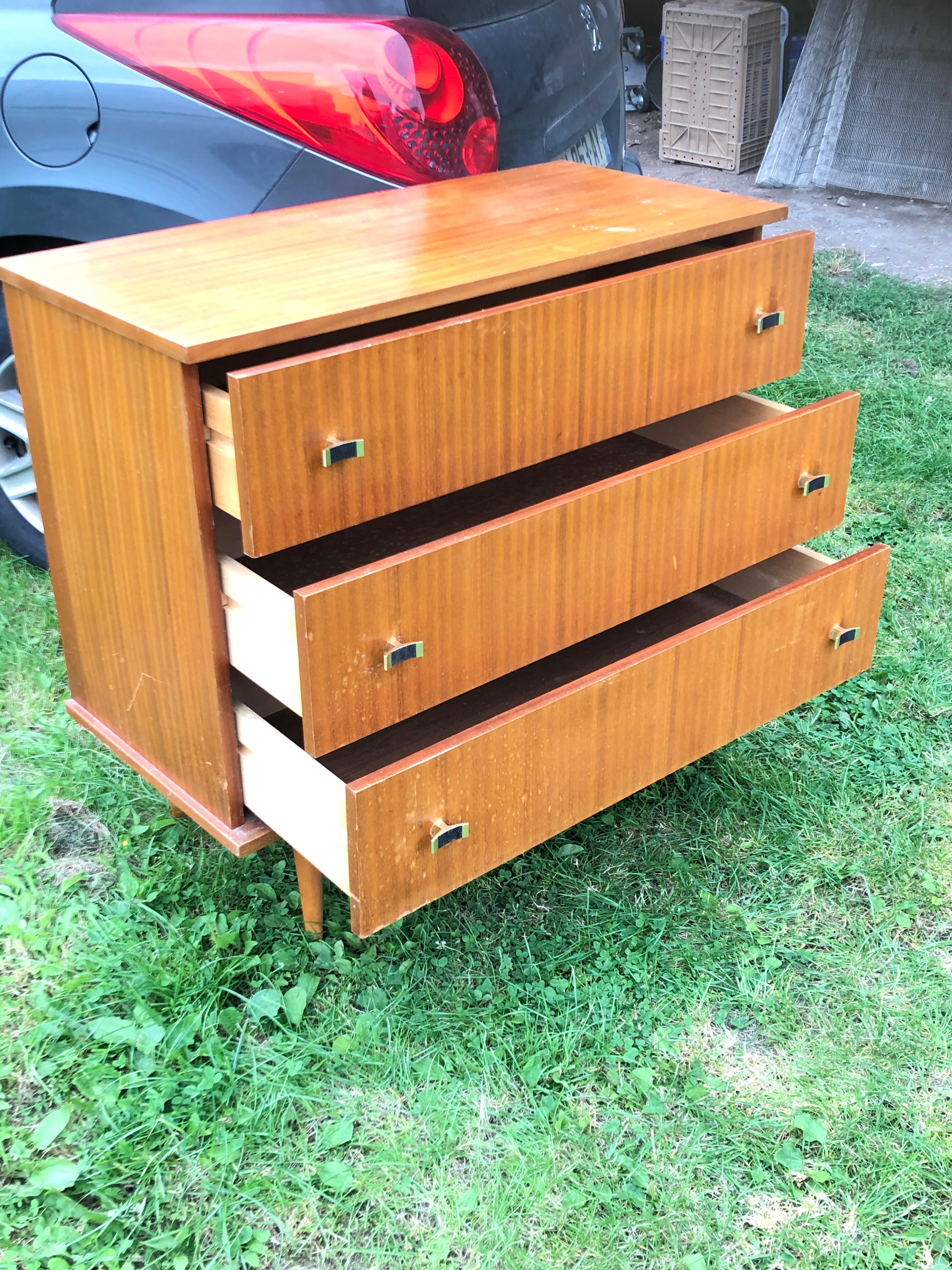 Chest of drawers feet spindle light wood 1960