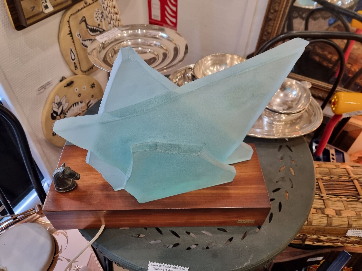 Sandblasted glass lamp for Cardin: exquisite volume