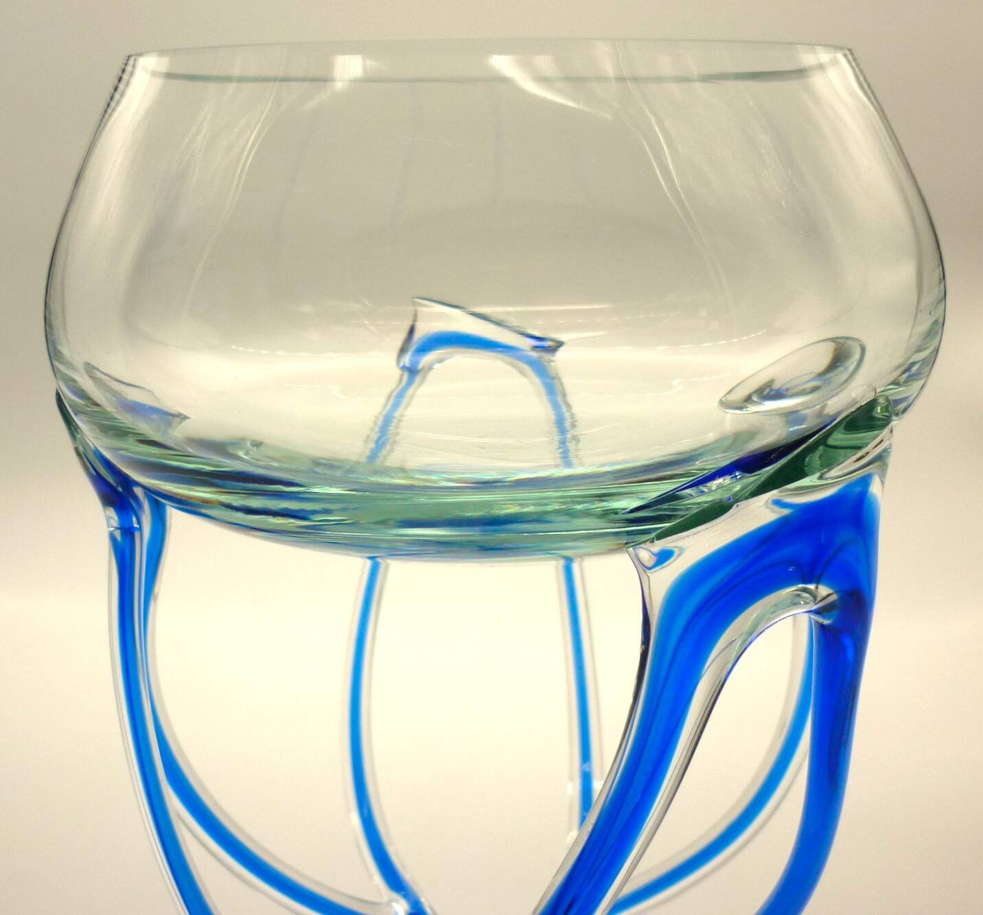 Blown crystal jellyfish bowl, creation by Vessiere at Baccarat.