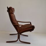 Siesta leather armchair by designer Ingmar Relling.
