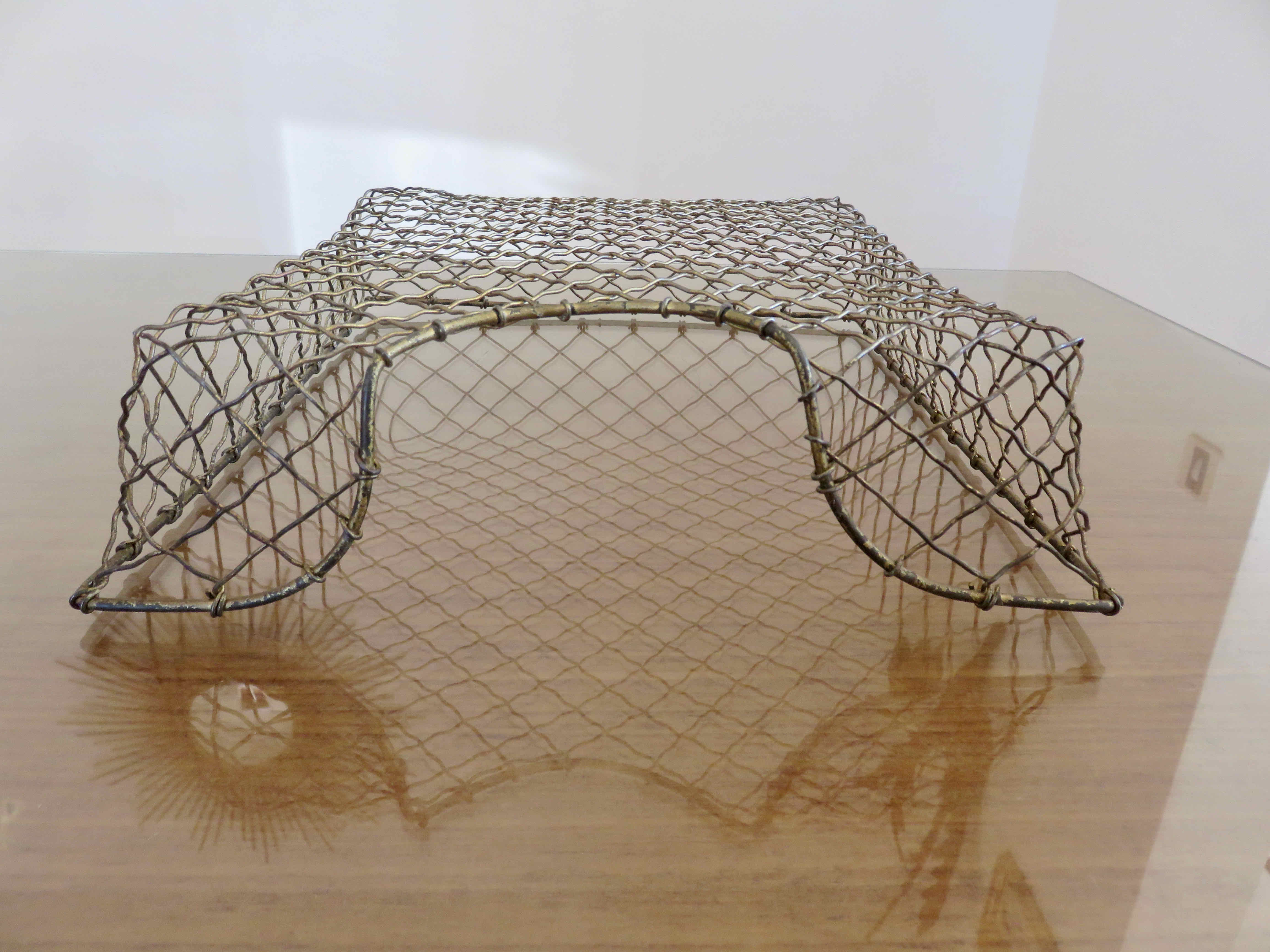 Corrugated wire office mail basket 30s 40s