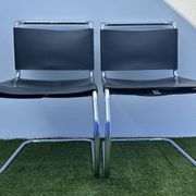 Pair of MR 10 chairs with Mies Van der Rohe laces, Knoll International