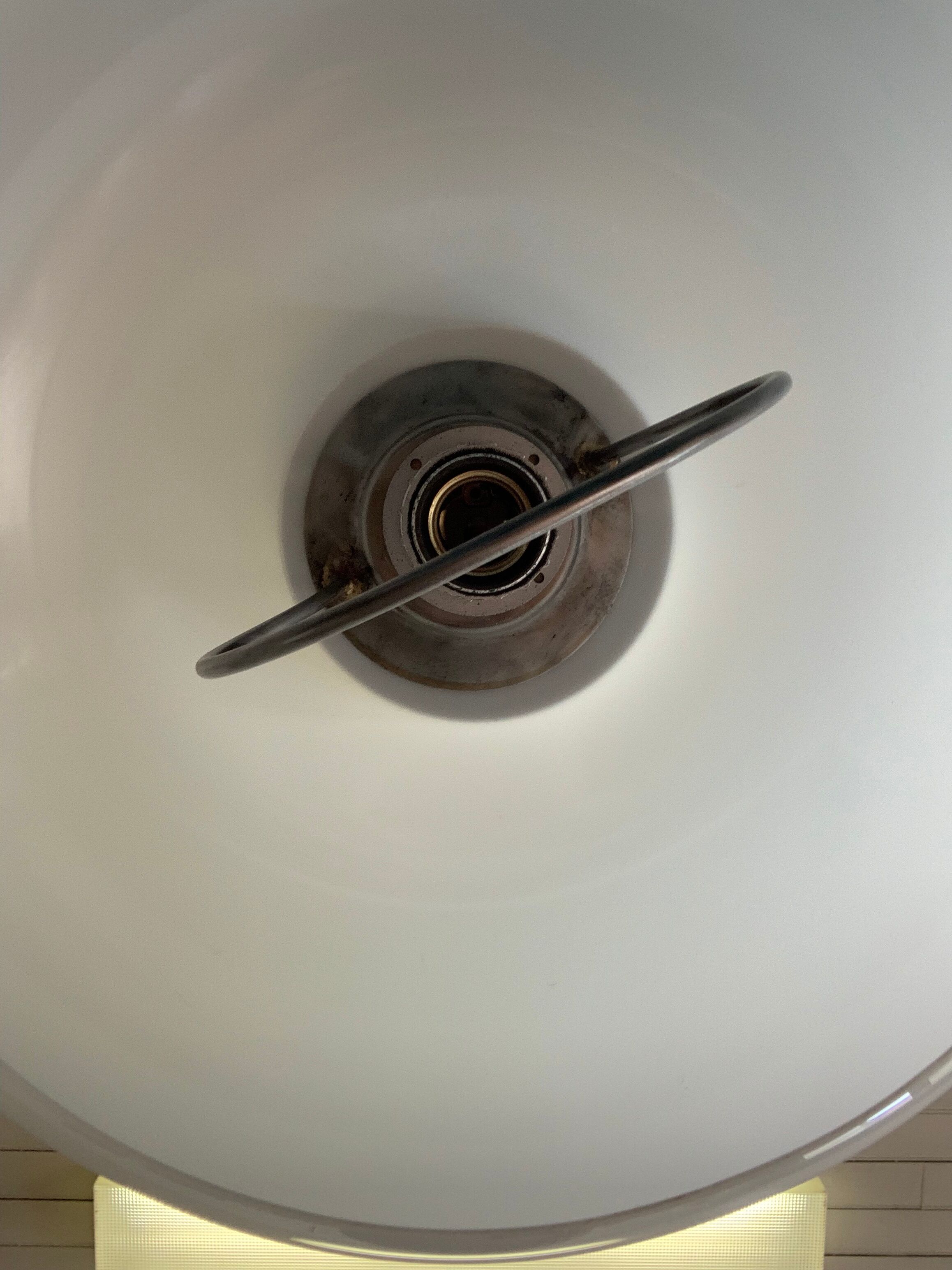 Suspension rises and falls 60s